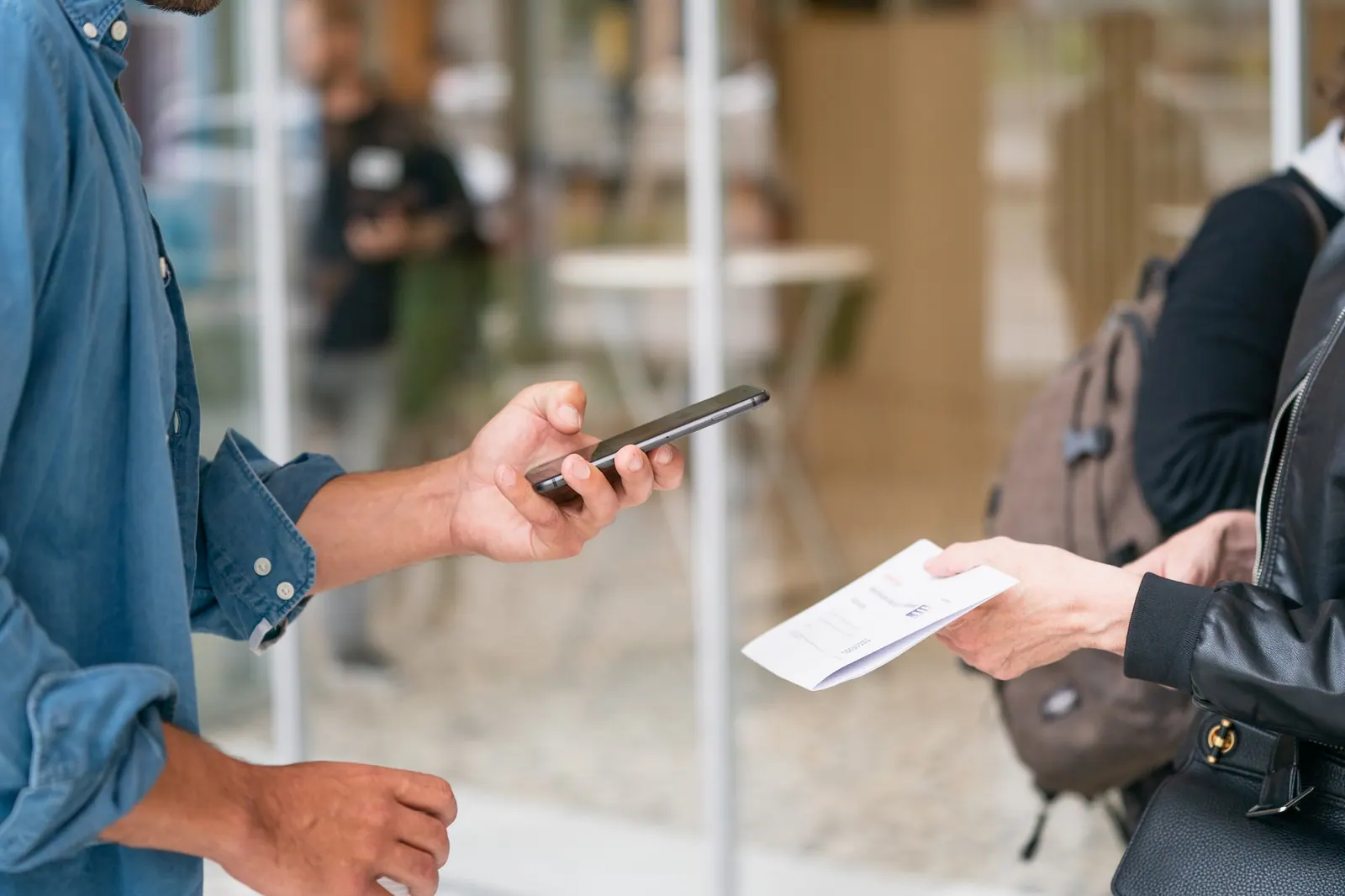 OCR used on a smartphone scanning app, though not invoice OCR